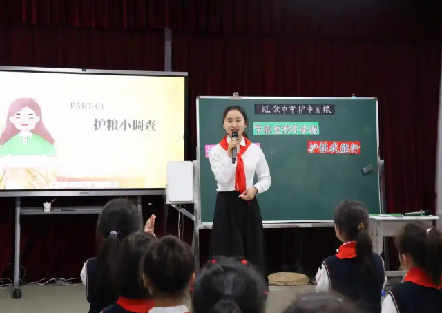 三堂课立足三阶段四环节结构化育人系统充分调动学生自动参与